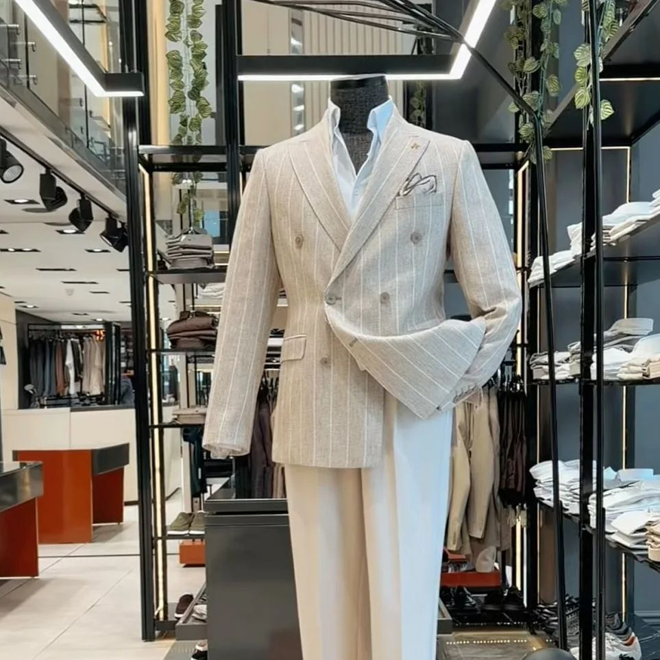 Traje beige de doble botonadur - Men'S Grooming Daily reseña y precio