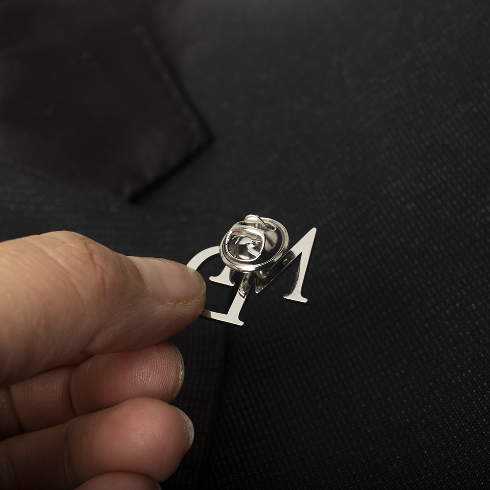 Broche con iniciales personali - Men'S Groom reseña y precio